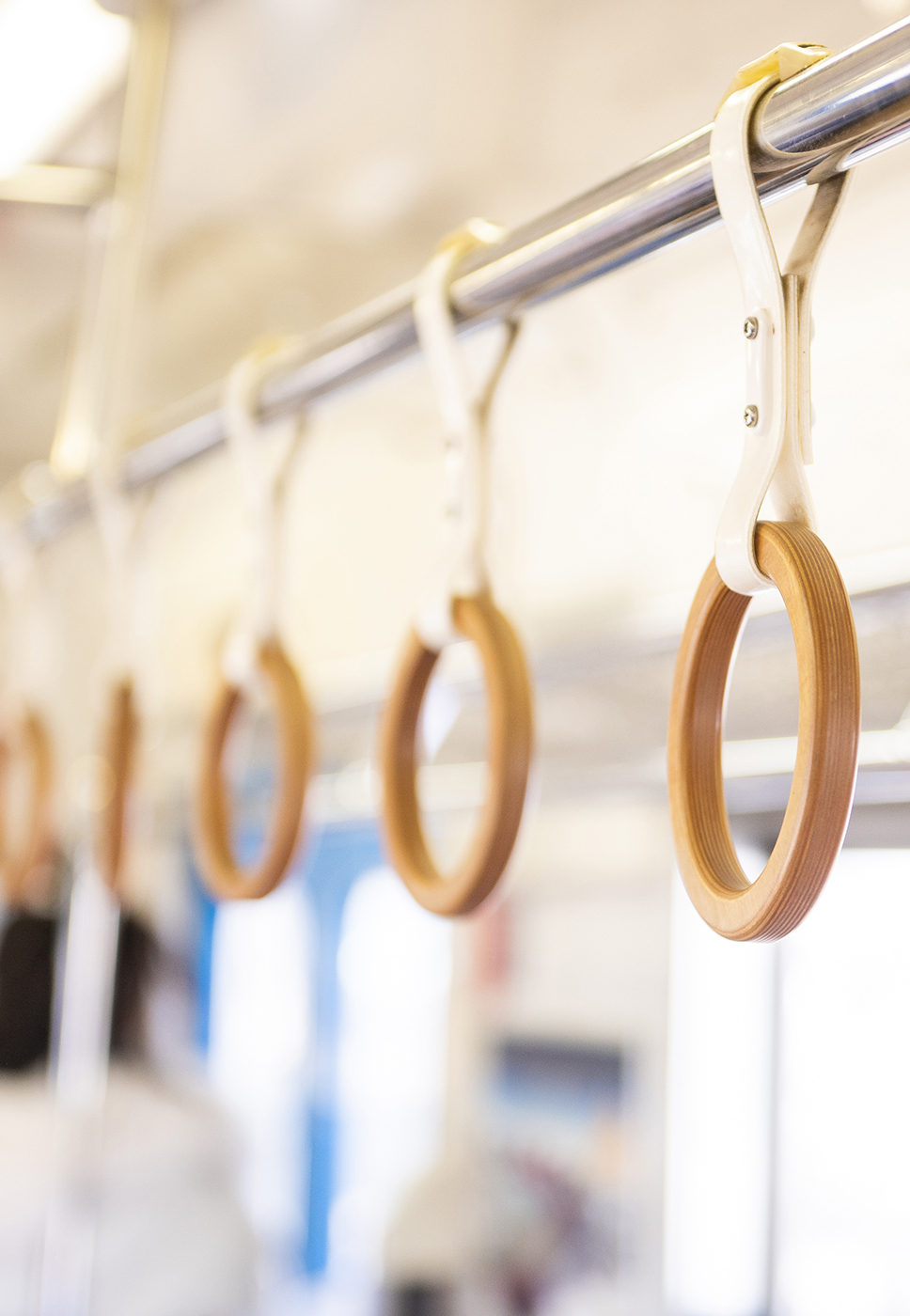 Suporte de mãos nos transportes públicos.